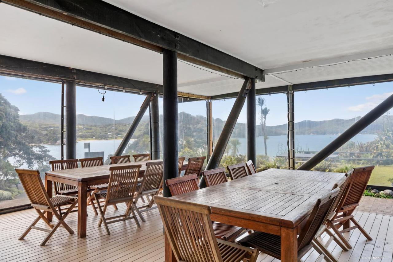 Tipi And Bobs Waterfront Lodge Tryphena Εξωτερικό φωτογραφία