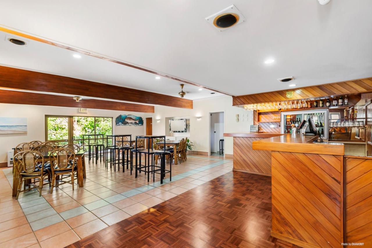 Tipi And Bobs Waterfront Lodge Tryphena Εξωτερικό φωτογραφία