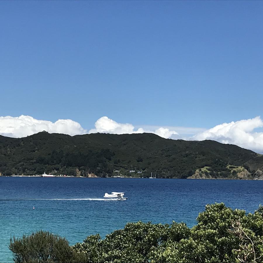 Tipi And Bobs Waterfront Lodge Tryphena Εξωτερικό φωτογραφία