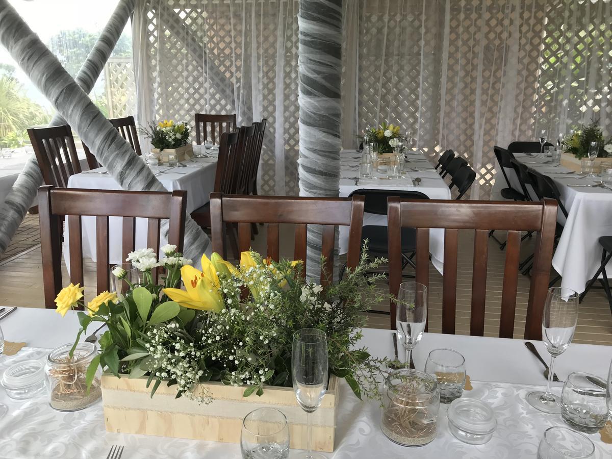Tipi And Bobs Waterfront Lodge Tryphena Εξωτερικό φωτογραφία